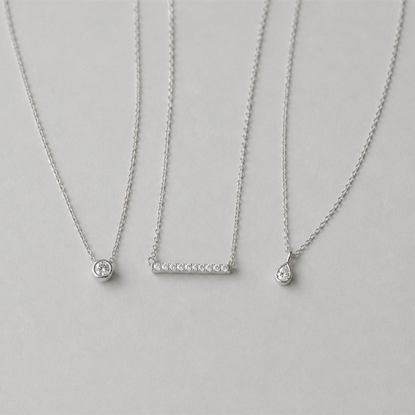 NECKLACES & PENDANTS