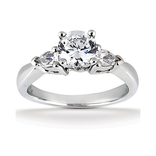 14k White Gold Three Stone Diamond Engagement Or Anniversary Ring Containing 0.5 Carats Of Diamonds In Hi Color And Si1-si2 Clarity